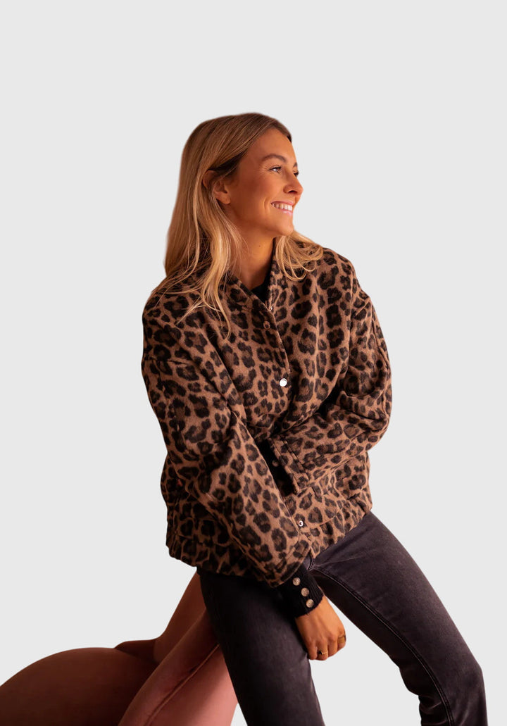 Leonora | Chic Leopard Print Jacket