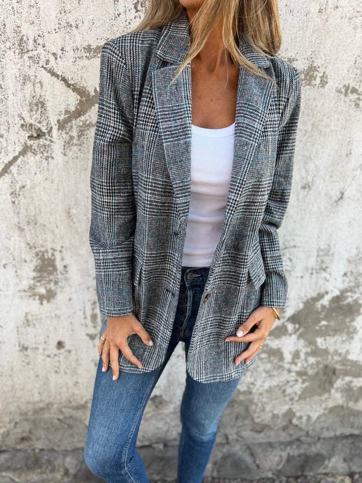Mara - Timeless Plaid Jacket