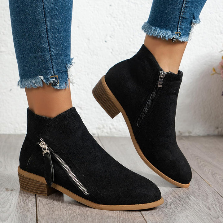 Daina - Casual Zip-Up Boots