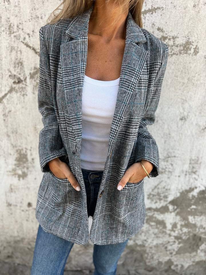 Mara - Timeless Plaid Jacket