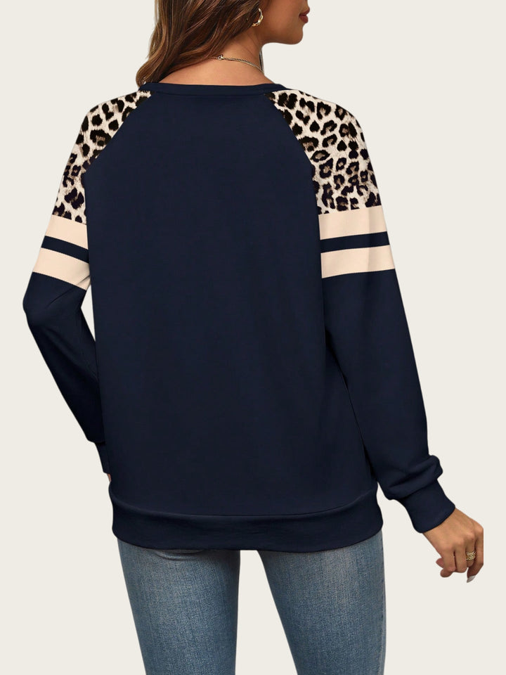 Eleanor™ | Chic Leopard Patch Sweatshirt