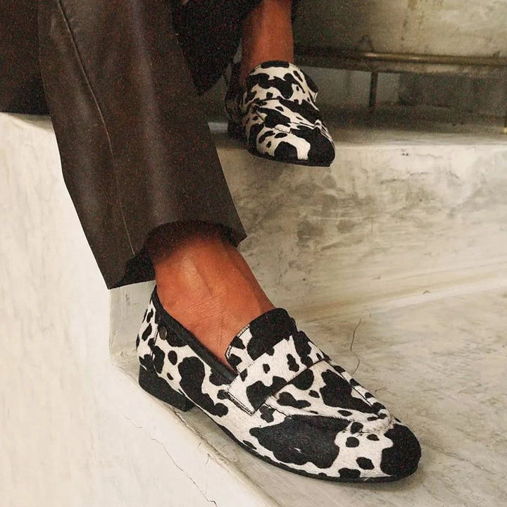 Rynlia | Elegant Animal Print Loafers