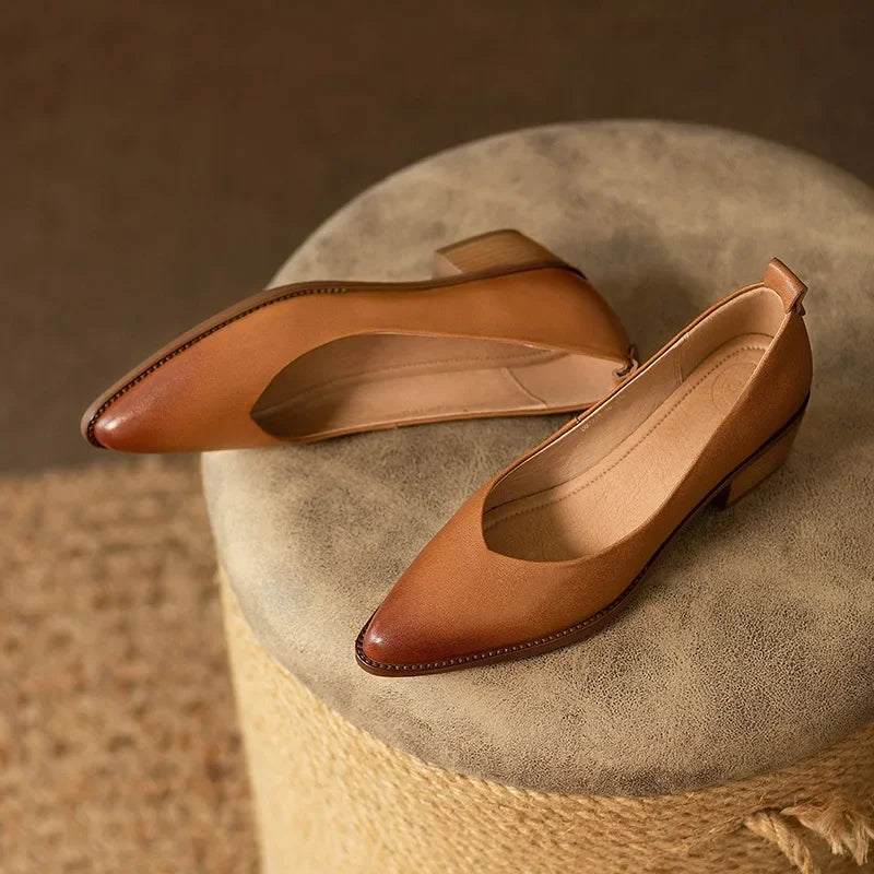Helen™| Classic Pumps